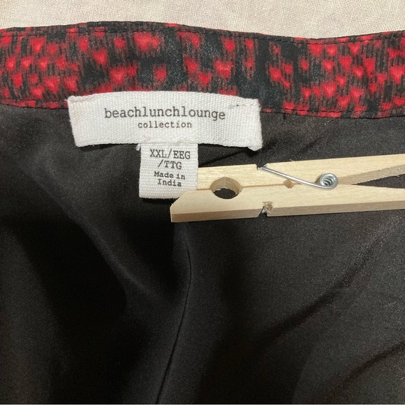 beachlunchlounge‎ Red and Black Midi Dress | Tiny Hearts Print - Picture 6 of 12